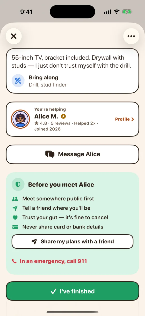 Before you meet: meet somewhere public, tell a friend where you’ll be, trust your gut, never share card or bank details, a Share my plans with a friend button, and “In an emergency, call 911”
